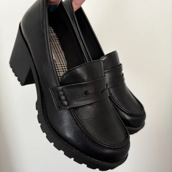 SODA Chunky Black Platform Loafers – Size 9 - Picture 1 of 5